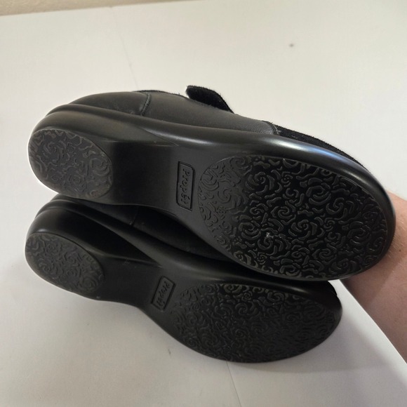 Propet Black Leather Suede Strap Comfort Shoes Women Size 7 - Picture 5 of 6